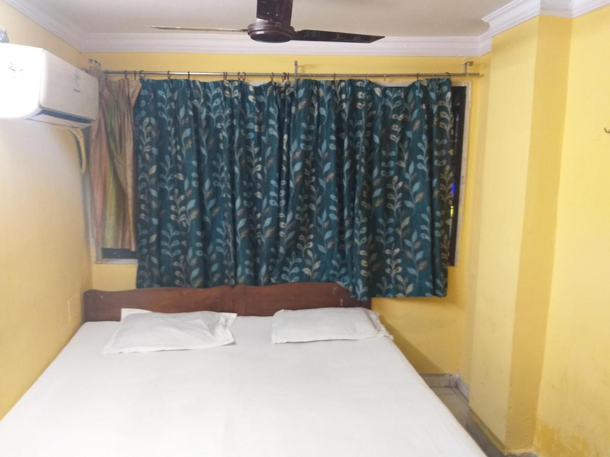 Khaja Habib Hotel Calcutta Extérieur photo